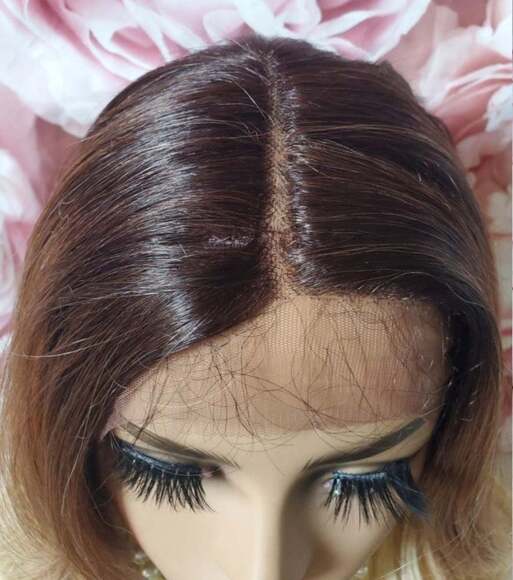Lace front wig - Picture 4 of 5